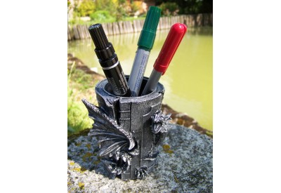 Pot à crayons en cuir rose - LAVOISIER Maroquinier - Marques de France